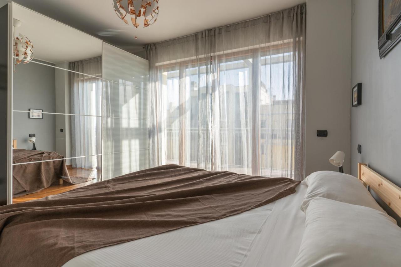The Best Rent - Bright One-bedroom In Precotto Area Appartamento